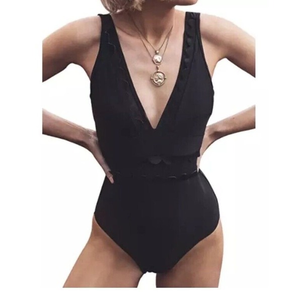 Cupshe Other - NEW Cupshe Women’s Black Mesh Scallop One Piece Swimsuit V-Neck Plunging Large